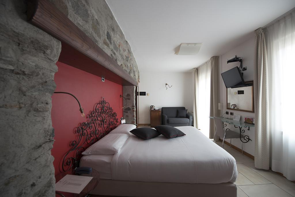 Hotel Villa Colico Buitenkant foto