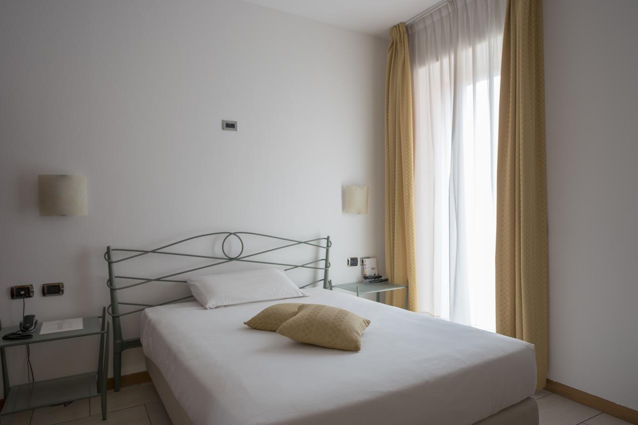 Hotel Villa Colico Kamer foto